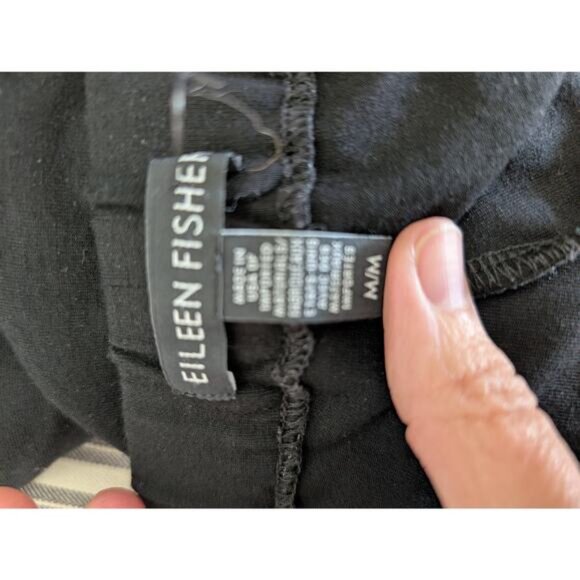 Eileen Fisher Black Viscose Tapered Leg Pants Medium Pull On Sustainable Comfort - Picture 7 of 9